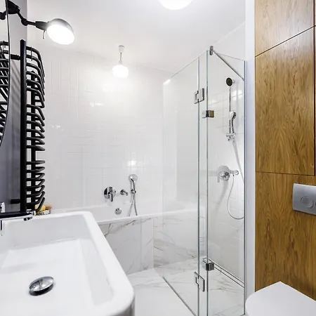 Silver House By Centrum Wanna Parking 5 Min Do Plazy 公寓